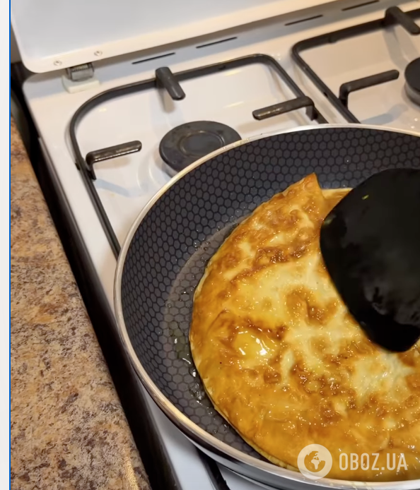 Хрустящие и не жирные чебуреки без теста: делимся самым легким рецептом