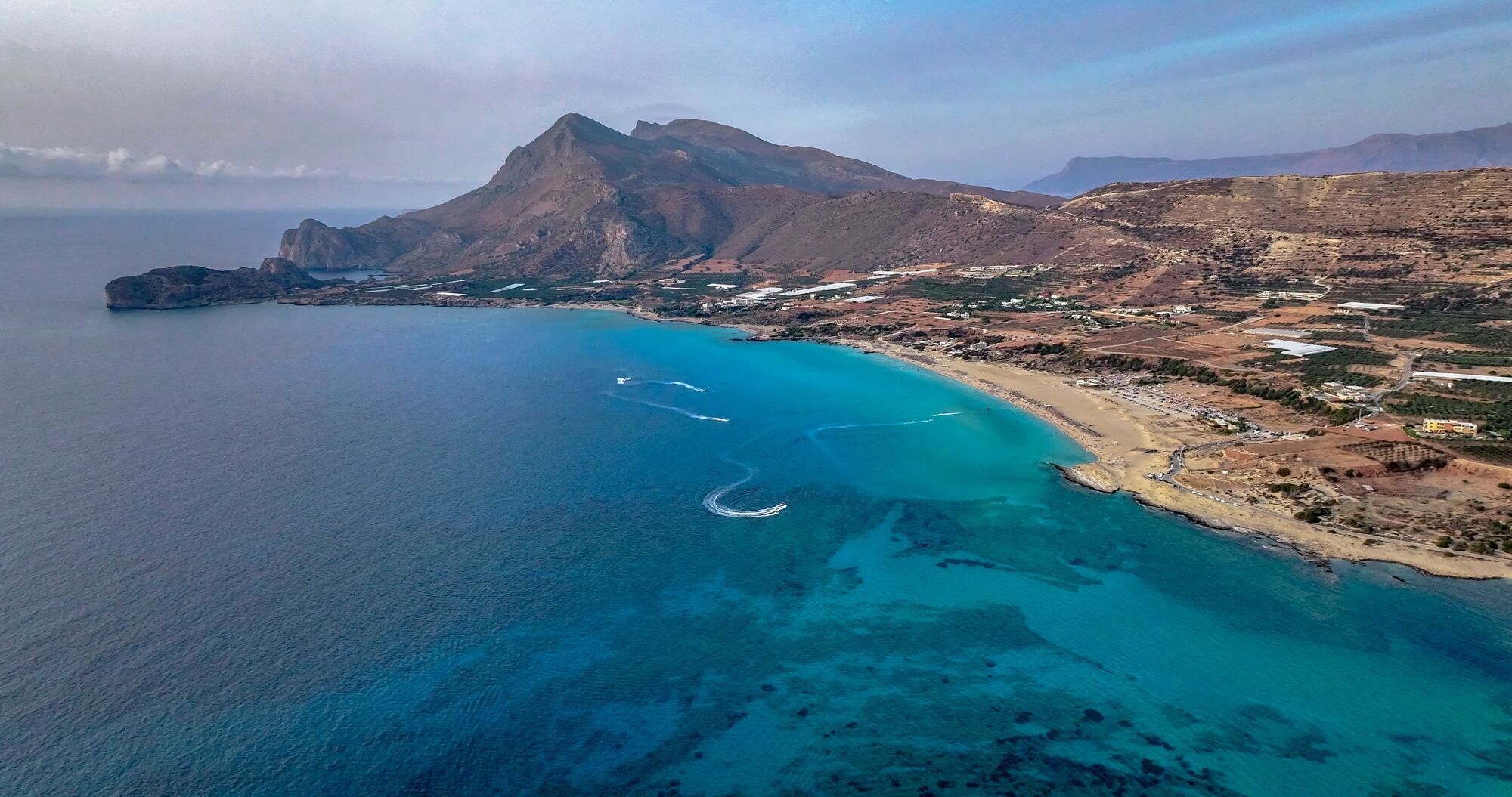 Три из лучших пляжей мира расположены на Крите: чем еще поражает остров