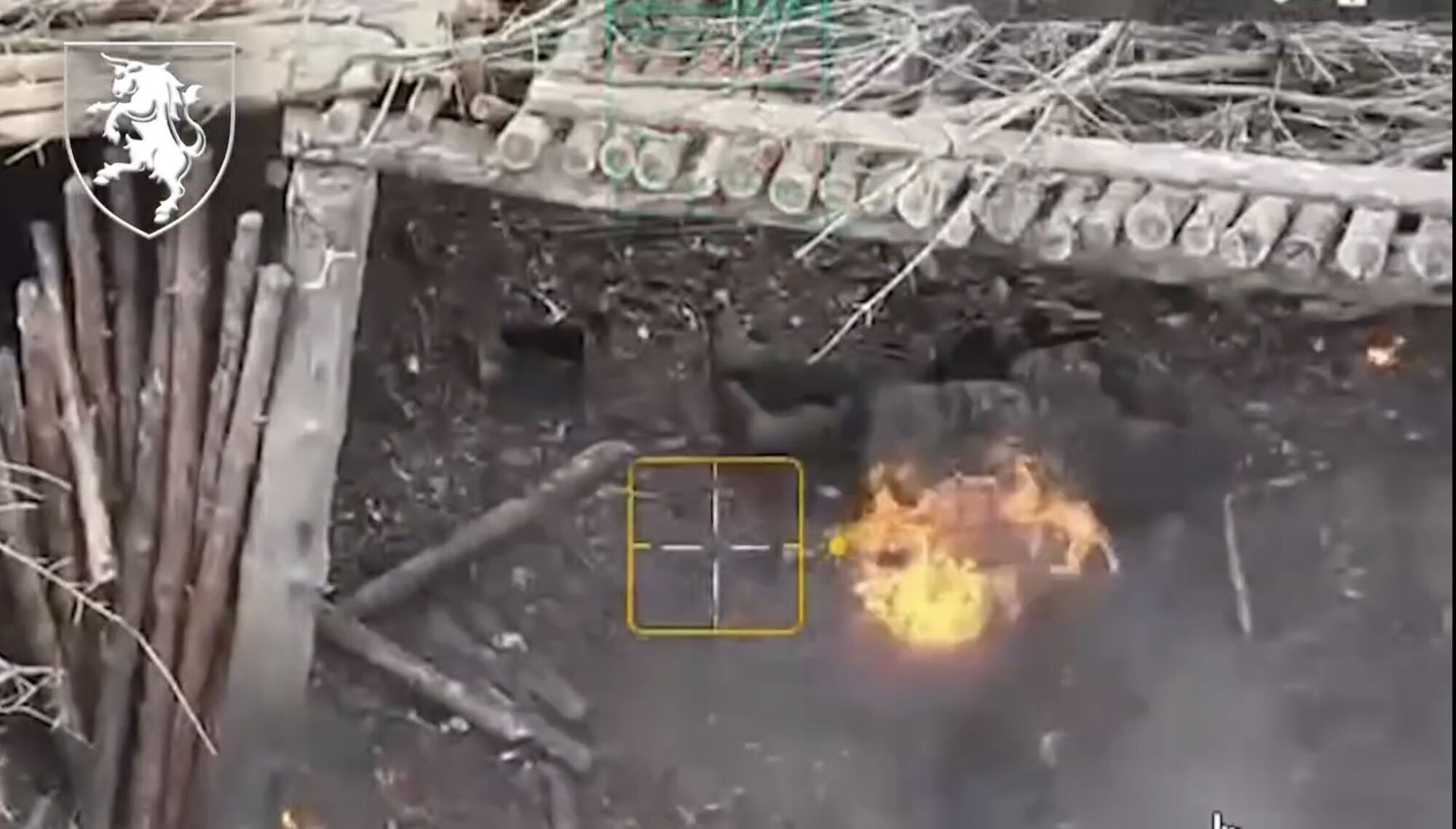 Операторы БПЛА показали, как обнаруживают и уничтожают пехоту врага еще на подходах к позициям. Видео