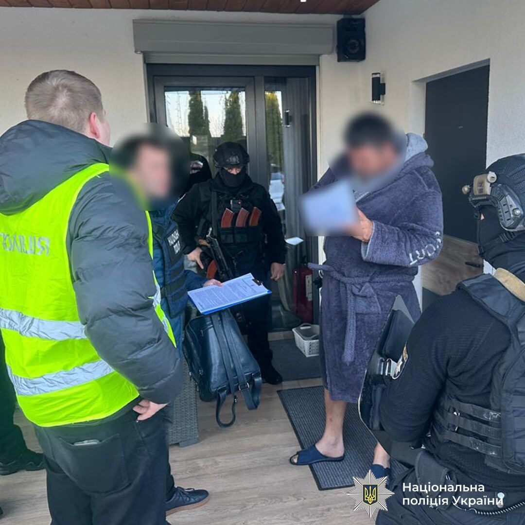 Спецоперація "Чорна гільза": поліцейські ліквідували канал постачання зброї для одіозних політиків і пропагандистів РФ