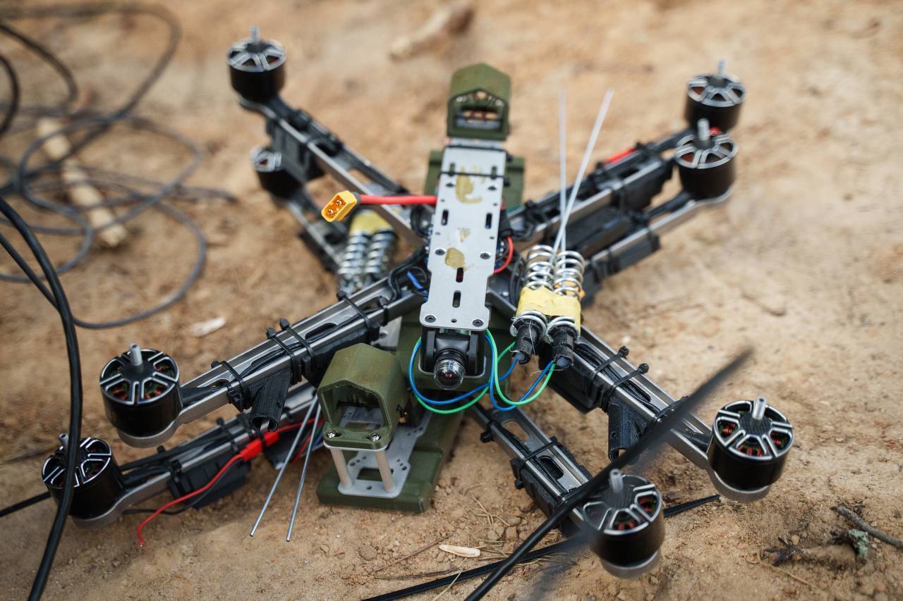 В Міноборони випробували нове покоління ударних FPV-дронів: готується постачання у військо. Фото