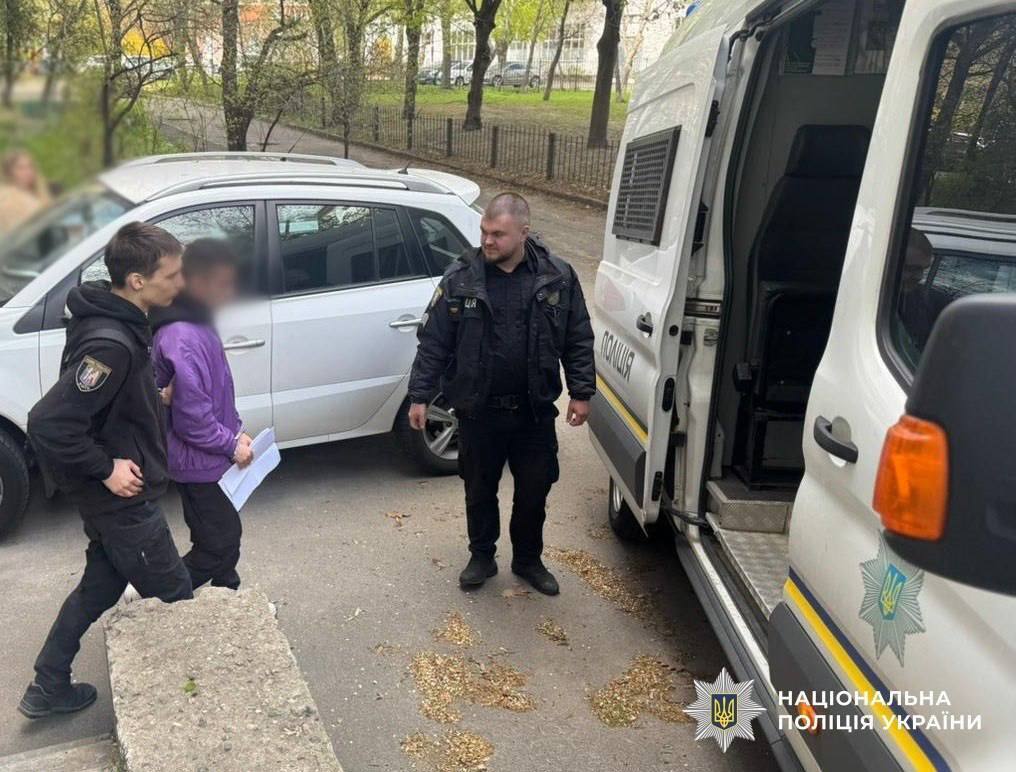 На Киевщине разоблачили мужчину, который хранил и сбывал детскую порнографию. Подробности дела и фото