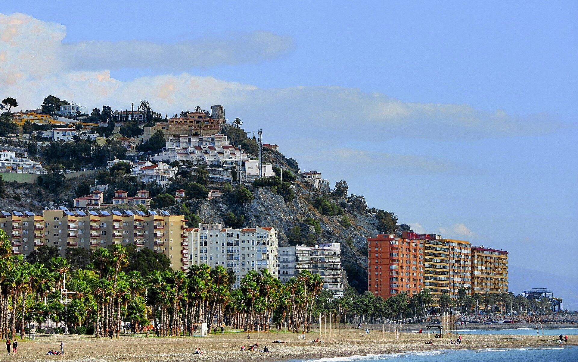 Має 18 пляжів: туристам порадили маловідомий рай в Іспанії