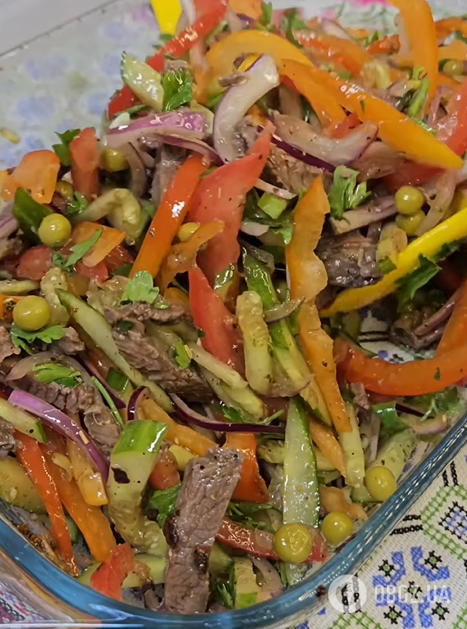 Сытный салат с говядиной и овощами: на каждый день и для праздничного стола