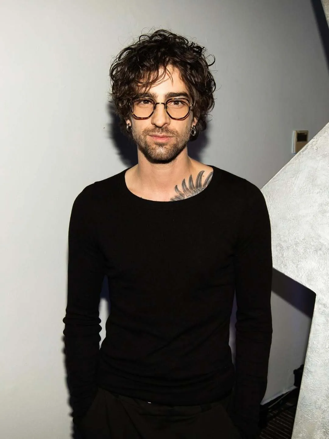 "Я заміжня і маю дитину, але побігла б на кастинг". У мережі знайшли кандидатуру "холостяка", яка зацікавила навіть чоловіків