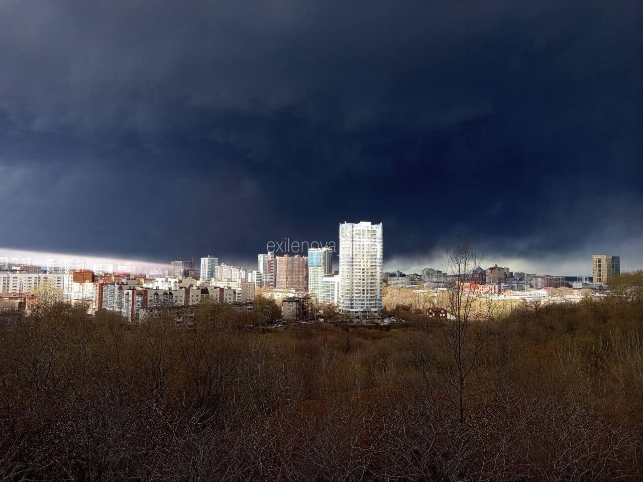 Відстань по прямій – понад 1500 км: Зеленський заслухав доповідь Хмари щодо ударів по РФ і дав пораду Москві. Відео