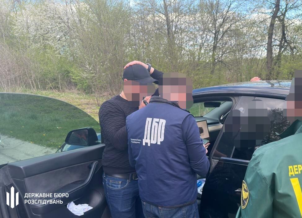 На Львівщині викрили ексвійськового, який організував "схему" втечі з частин: яке покарання загрожує. Фото