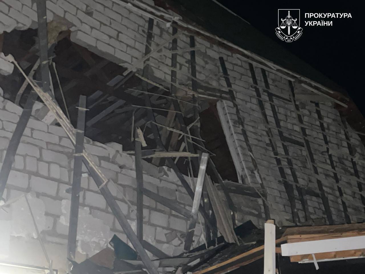 Оккупанты ударили дронами по Харькову и пригороду: пострадали шесть человек. Фото