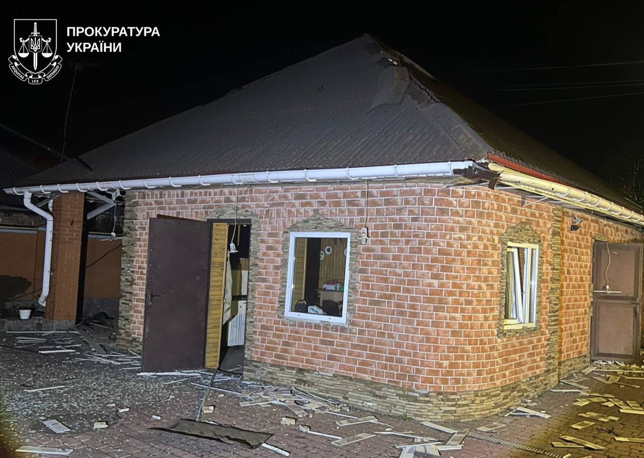 Оккупанты ударили дронами по Харькову и пригороду: пострадали шесть человек. Фото