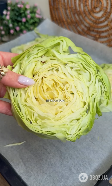 Смачні стейки з молодої капусти в духовці: можна смачно приготувати на обід