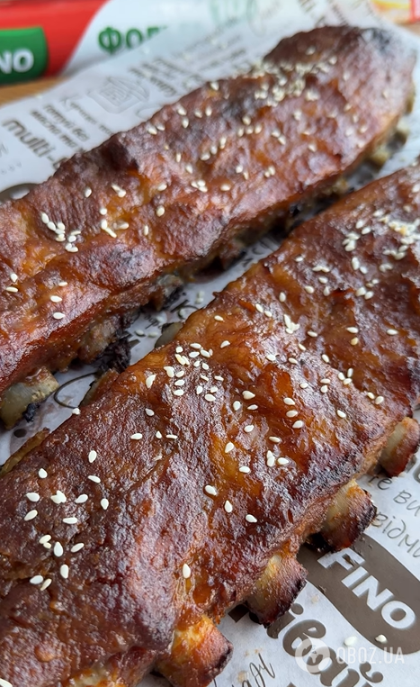 Найсмачніші запечені реберця в духовці: весь секрет смаку в пікантному маринаді