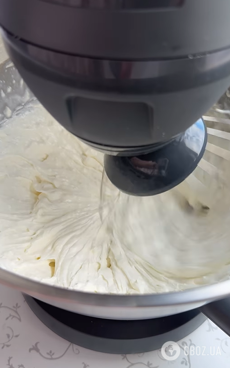 Рыхлый бисквитный рулет, который точно получится удачным: делимся простым рецептом