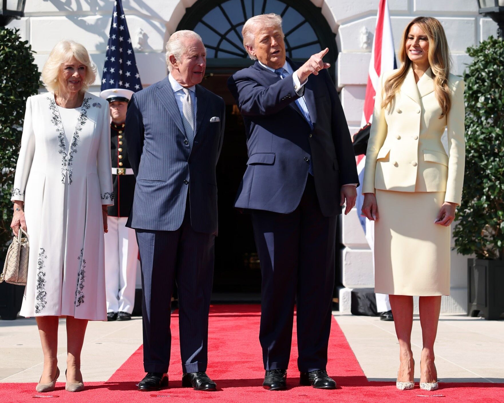 "У нас одни корни": Трамп дружелюбно принял короля Чарльза III в Белом доме. Фото