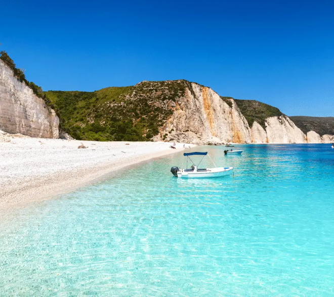 Мають казковий вигляд: топ 5 найкращих пляжів планети