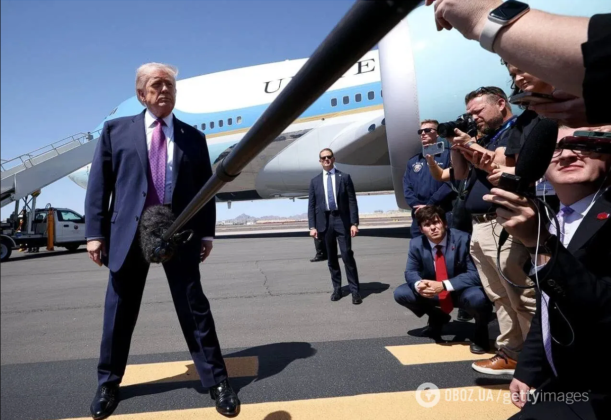 "Два короля": Белый дом опубликовал фото Трампа и Чарльза ІІІ со "знаковой" подписью