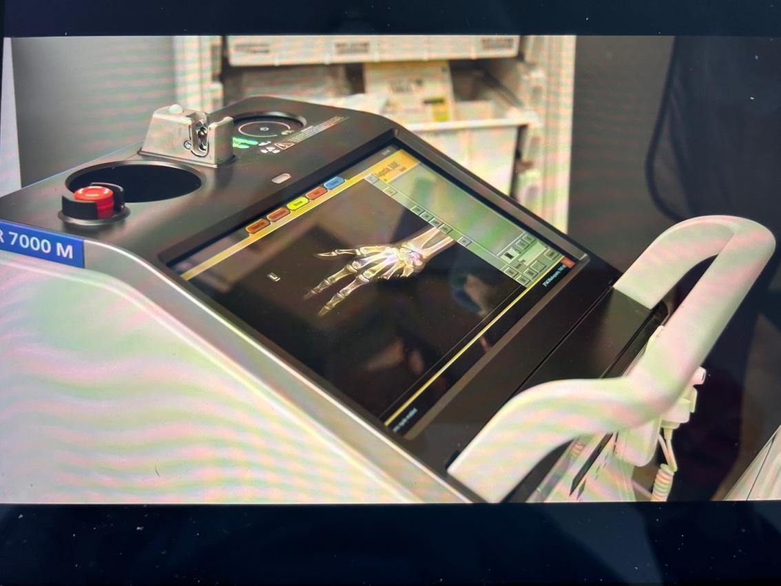 Когда технологии спасают жизни в кадре и в реальности: как работали над созданием сериала "Питт" от HBO Max