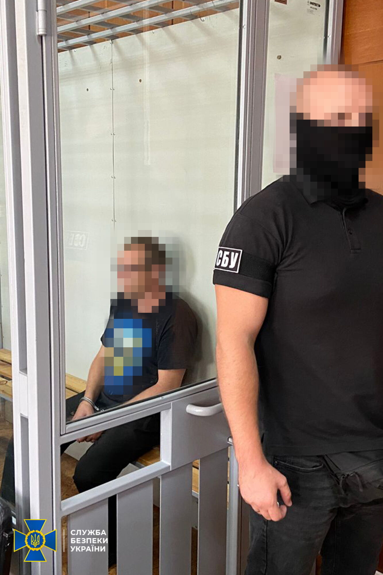 Намагався сховатися в ЗСУ: в Україні кинули за ґрати колаборанта із Запоріжжя