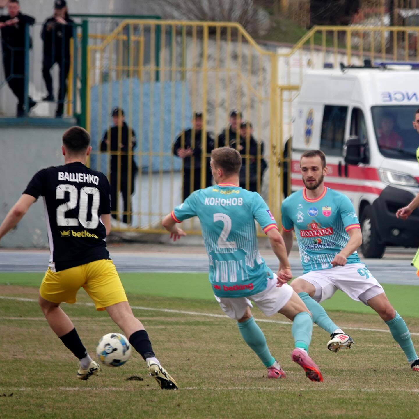 Найгірші команди УПЛ видали матч сезону, який неможливо було передбачити. Відео