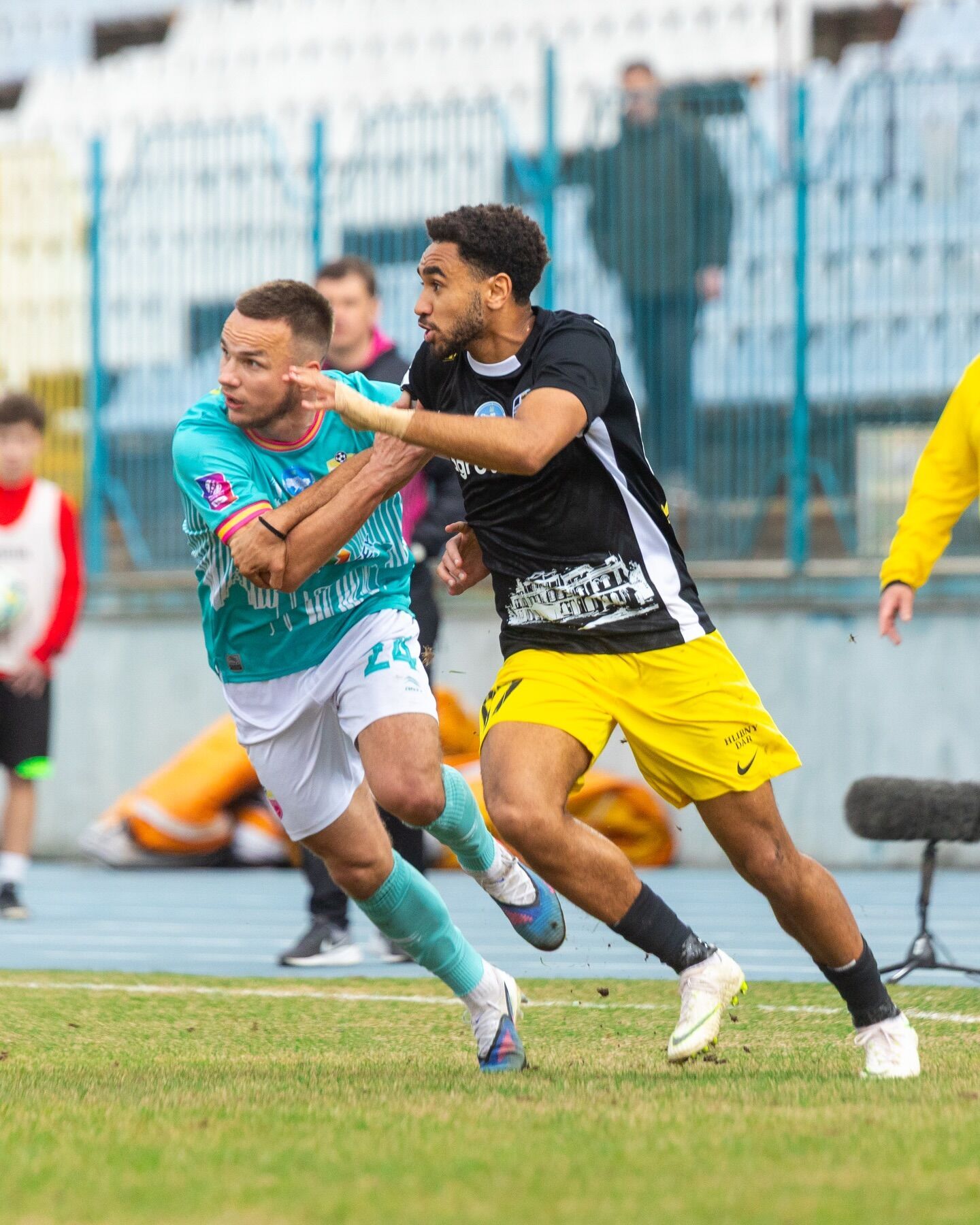 Найгірші команди УПЛ видали матч сезону, який неможливо було передбачити. Відео