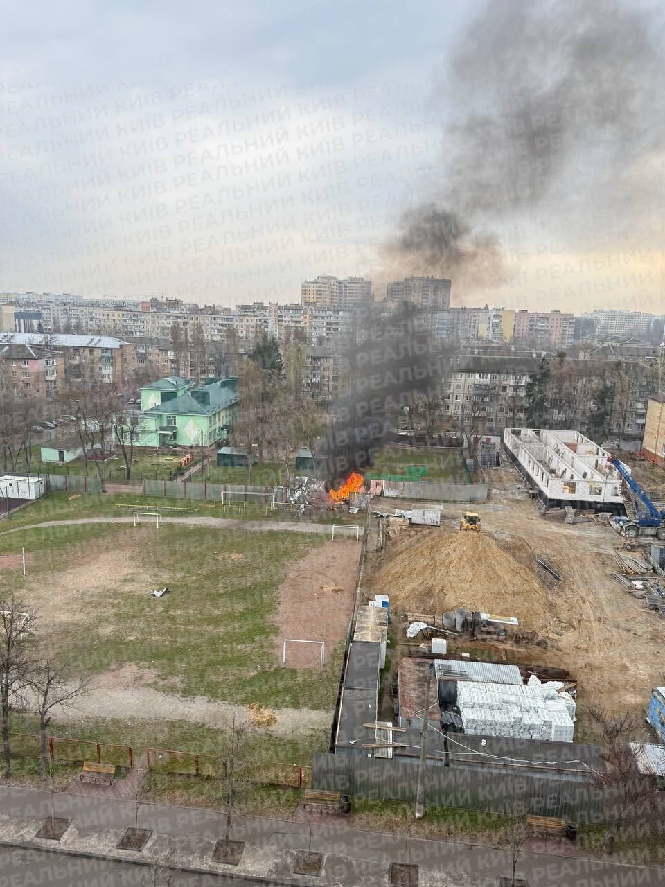 Внаслідок атаки РФ знищено ветклиніку на Київщині, є загиблий та постраждалі. Подробиці, фото та відео