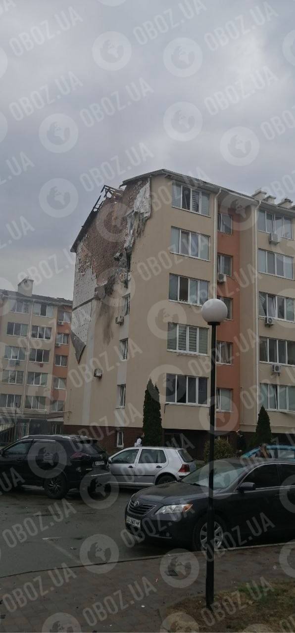 Внаслідок атаки РФ знищено ветклиніку на Київщині, є загиблий та постраждалі. Подробиці, фото та відео