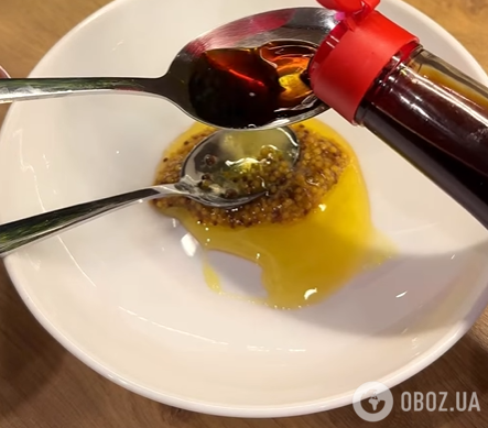 Сытный теплый салат с курицей и грибами: чем заправить