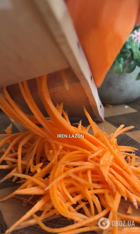 Витаминный салат с секретным соусом: что приготовить из обычных овощей, которые точно есть дома