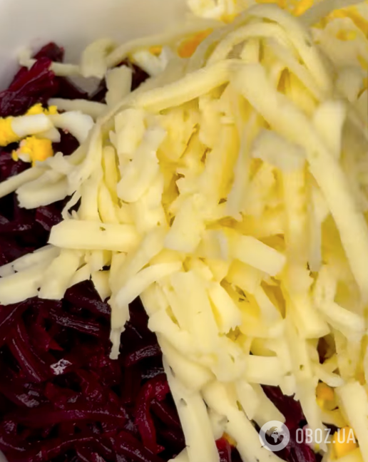 Ефектний салат із буряка "Рожевий фламінго": рецепт ідеальної страви для святкового столу