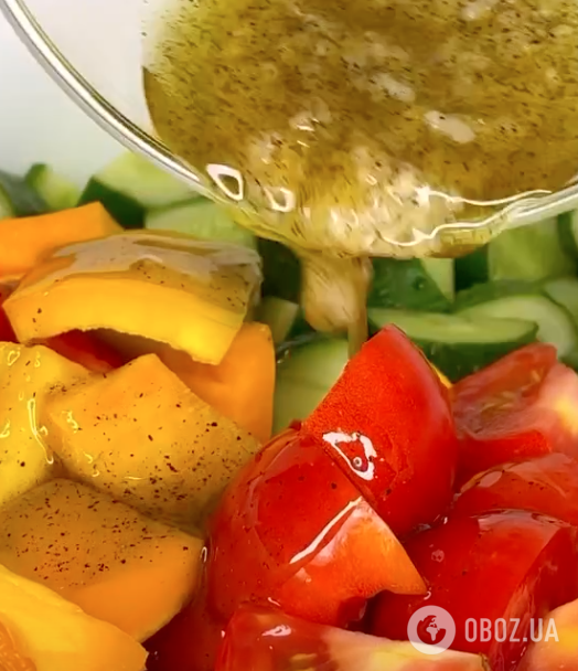 Греческий салат по-новому: делимся секретом вкусного блюда для пасхального стола