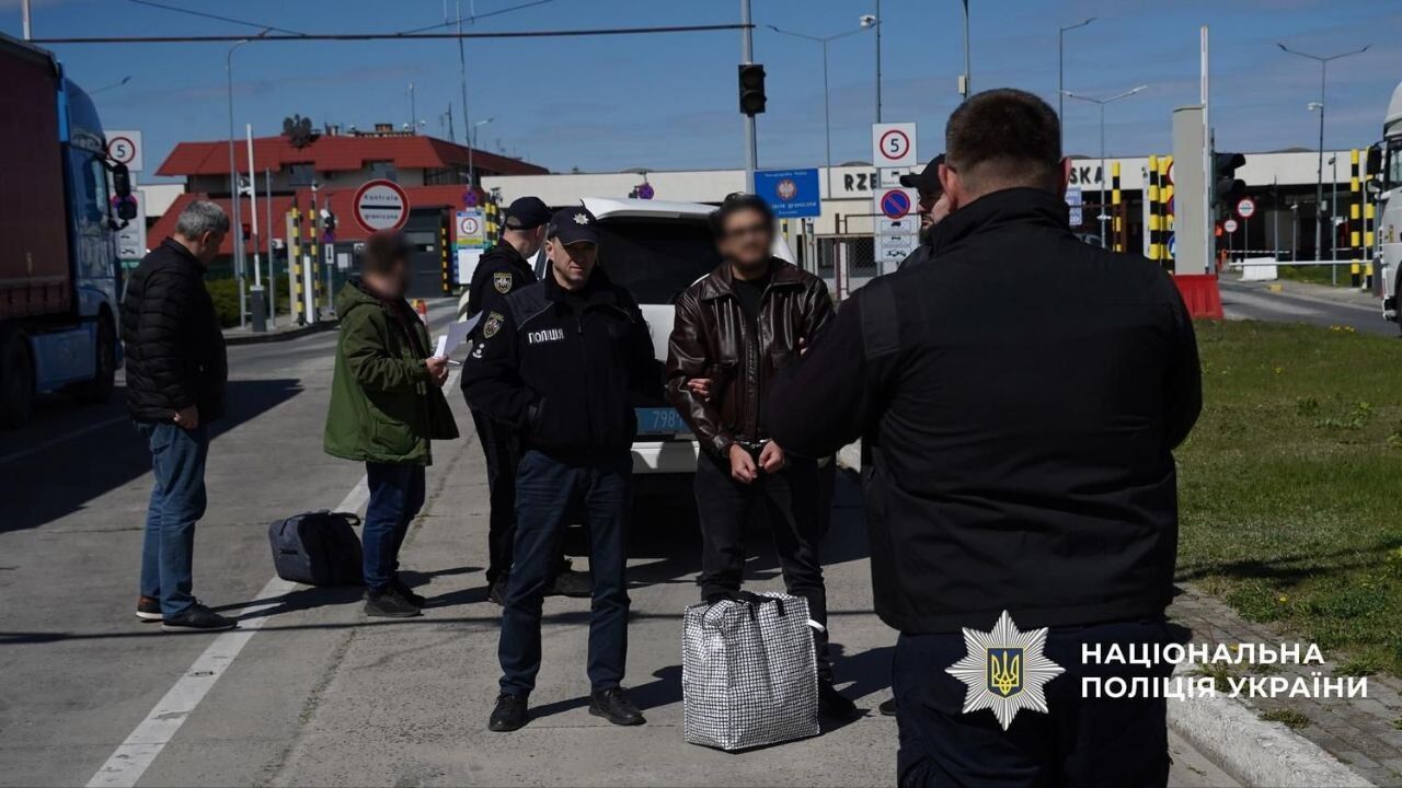 Як діяла схема продажу неіснуючих авто для ЗСУ