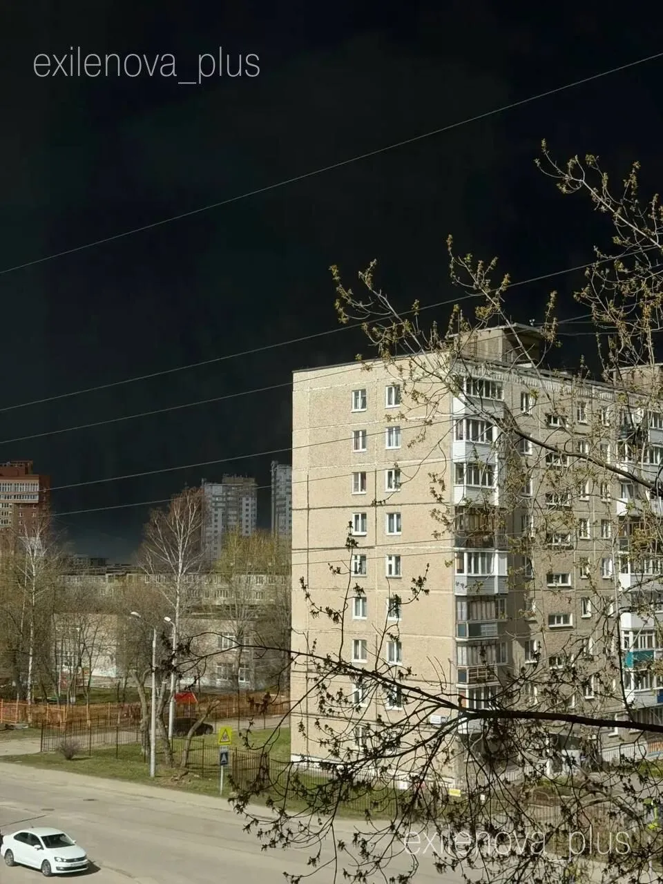 У російській Пермі прогриміли нові вибухи: піднявся стовп диму. Фото і відео