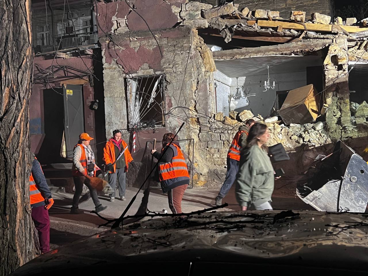 Окупанти атакували Україну 206 БПЛА і ракетою: сили ППО збили 172 цілі