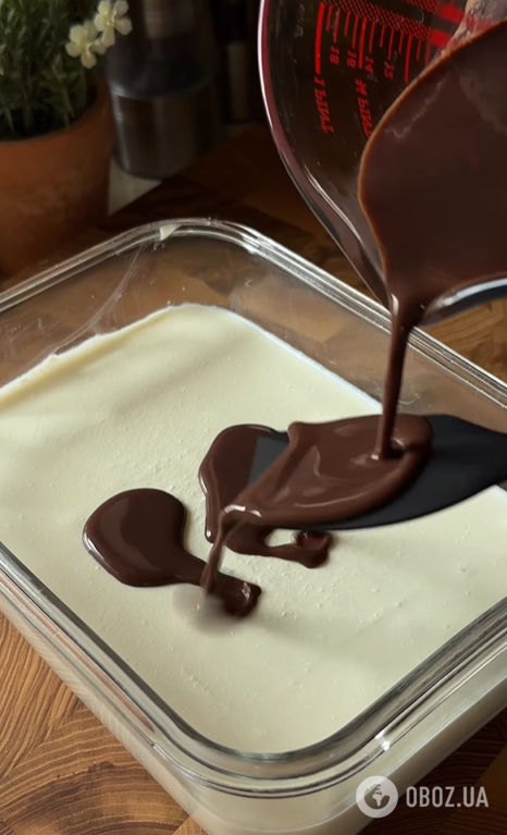 Смачний низькокалорійний десерт, який не потрібно випікати: готується елеменатрно