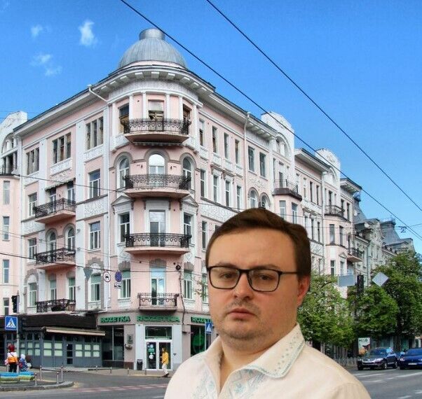 Пушкаренко та квартира Єніна