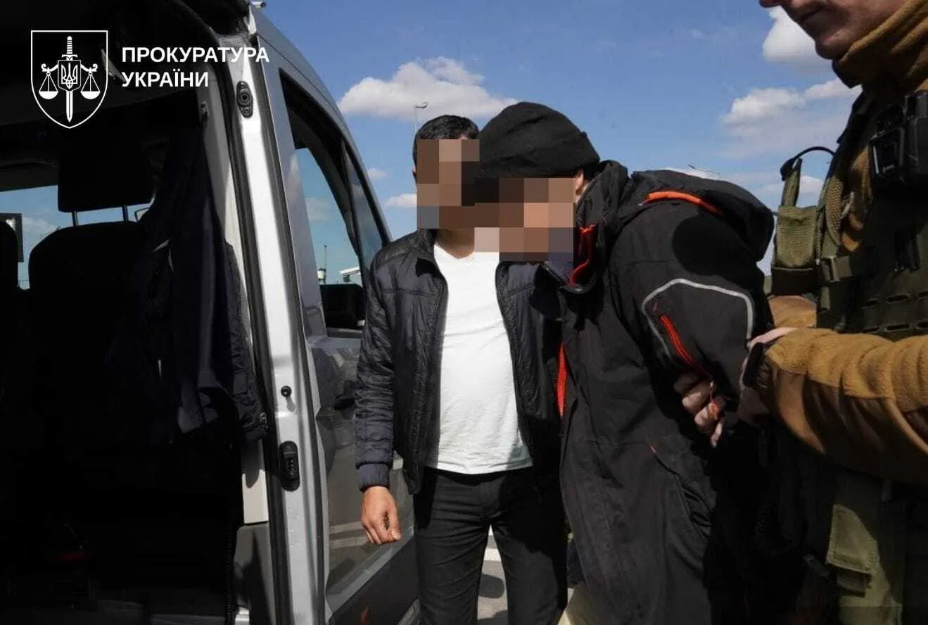 Україна екстрадувала в Азербайджан вчителя, який воював на боці Росії. Фото і відео