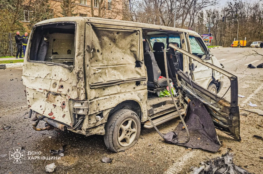 В поліції показали перші миттєвості після смертельного удару окупантів по Харкову. Відео