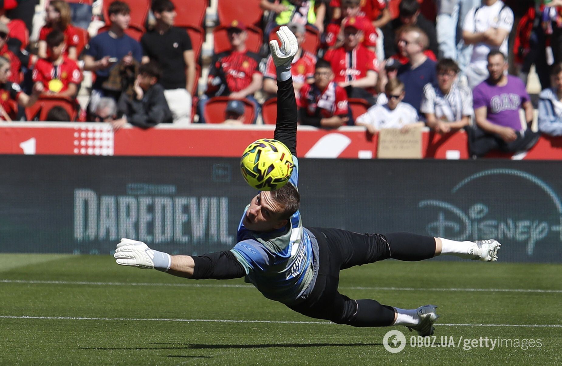 "Реал" сделал украинца капитаном. Он встал на ворота и пропустил сенсационный гол на последних секундах. Видео