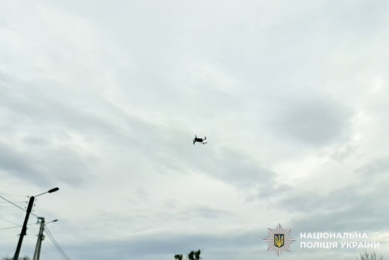 Почти сутки пролежал неподвижно: в Ровенской области спасли 10-летнего парня, который сорвался в карьер. Фото