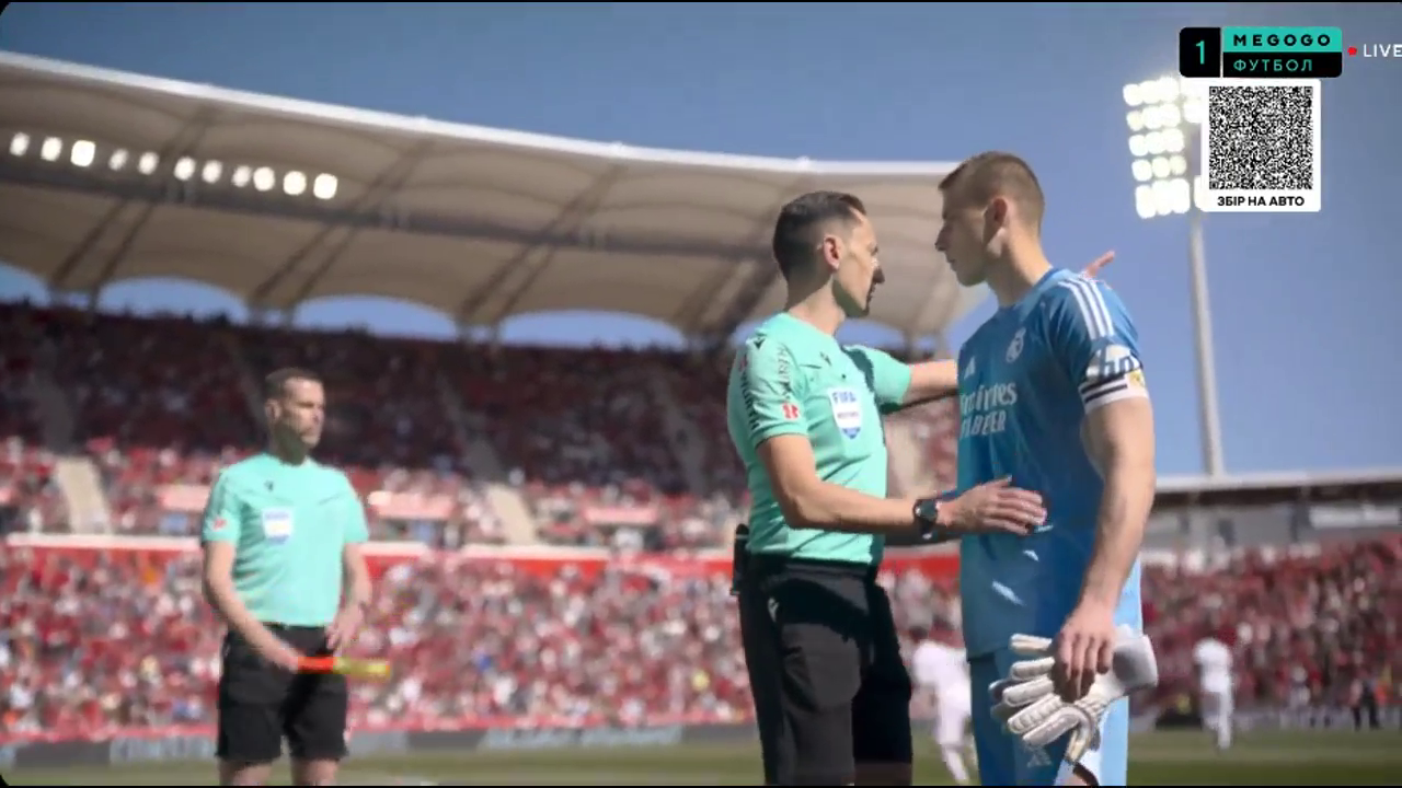 Впервые в истории! Украинский футболист с капитанской повязкой вывел мадридский "Реал" на матч чемпионата Испании. Видео