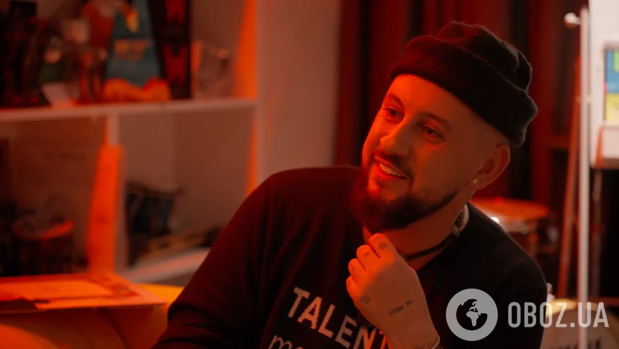 MONATIK розсмішив фразою, якою відповів на доленосний дзвінок від Наталії Могилевської: думав, що це друг дитинства