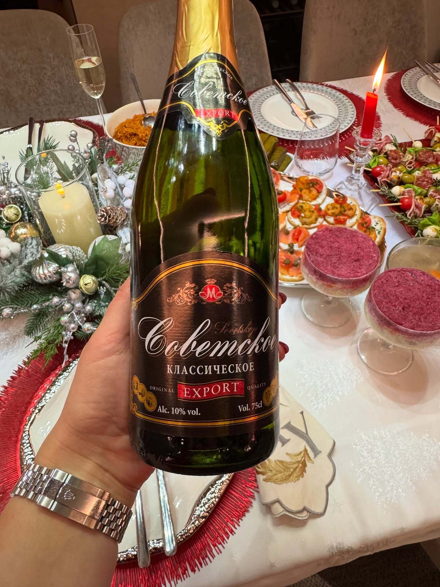 Радянське шампанське, російська мова і чоловік-турок: де зараз і як живе зрадниця Яна Соломко, яка співала для окупантів