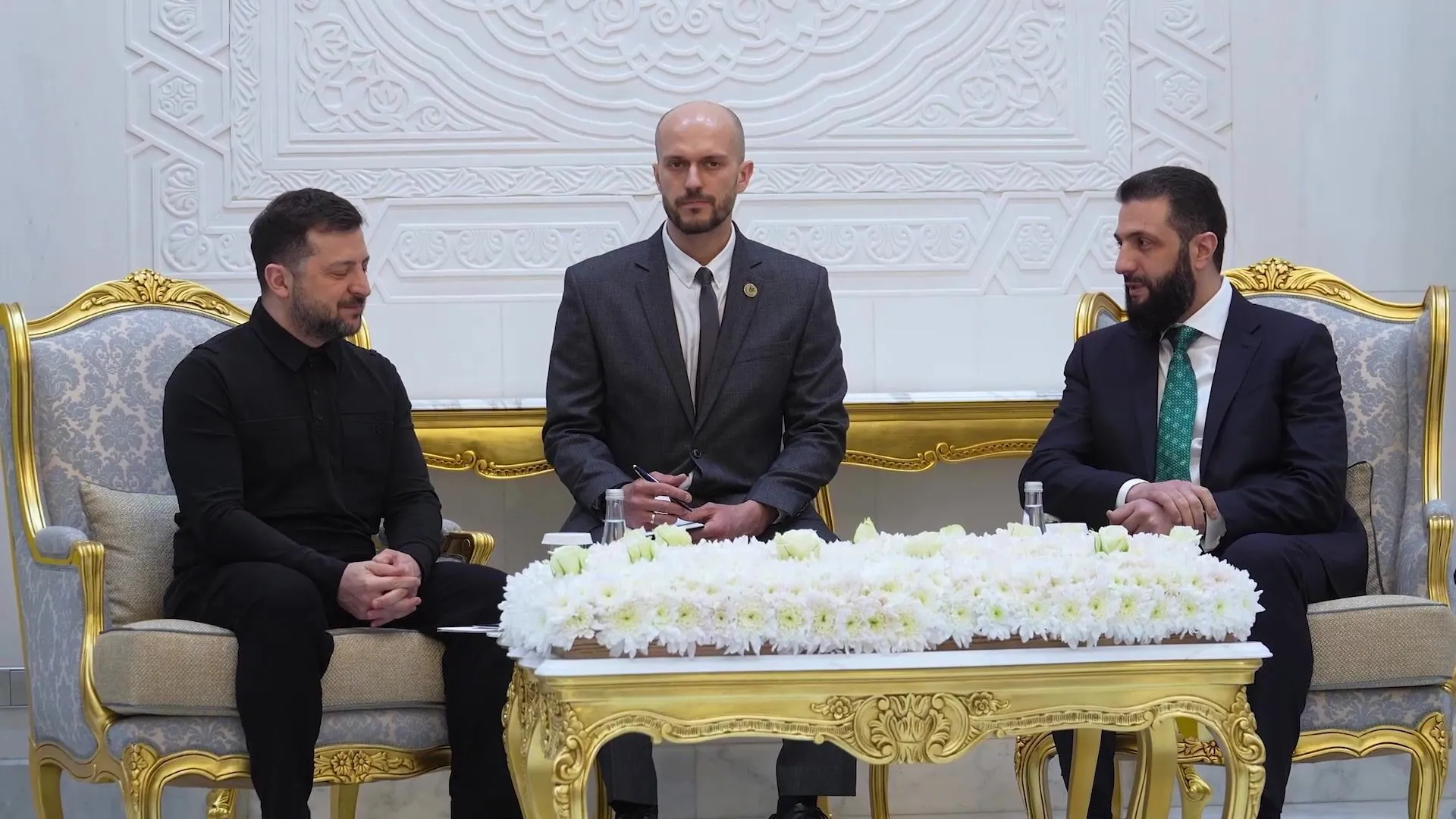 "Есть большой интерес к обмену опытом": Зеленский рассказал детали встречи с президентом Сирии. Фото, видео