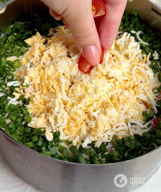 Салат "Весенний" для пасхального стола: делимся легким рецептом