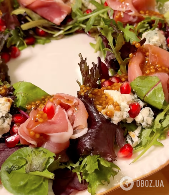 Праздничный салат "Веночек" для пасхального стола: делимся рецептом блюда за 2 минуты