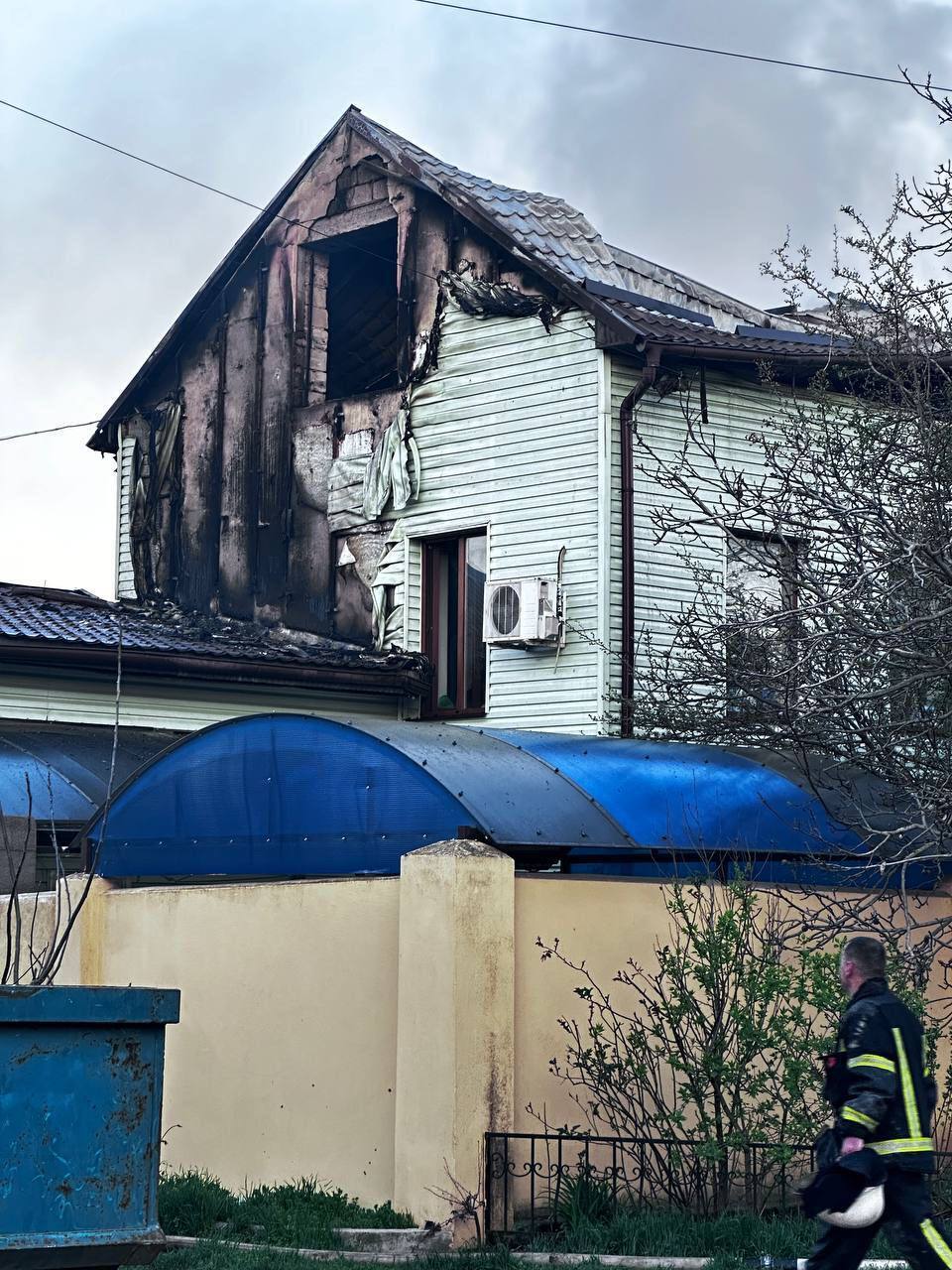 Росія масовано атакувала Одесу: є приліт по багатоповерхівці, серед жертв – дитина. Фото, відео і всі подробиці