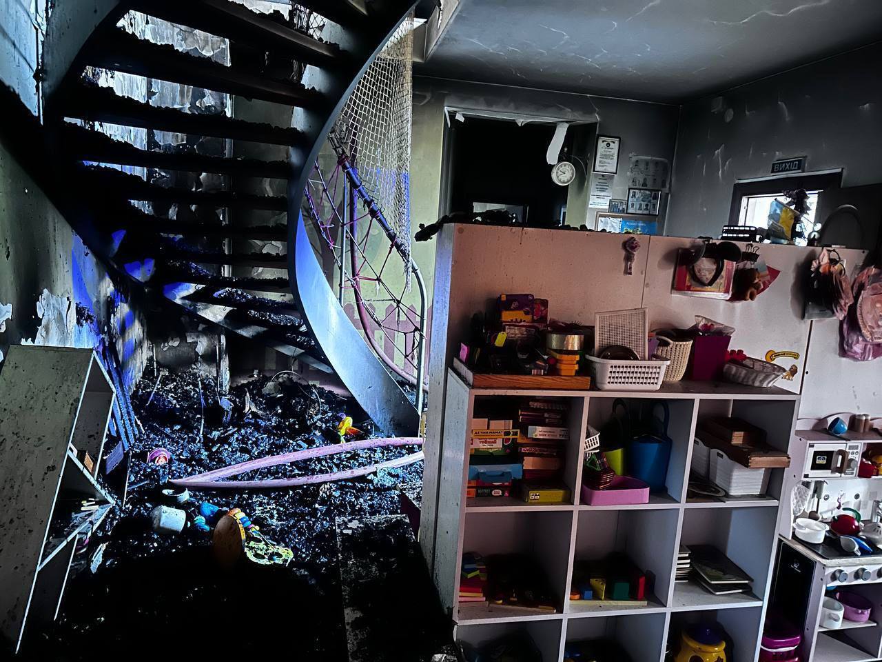 Росія масовано атакувала Одесу: є приліт по багатоповерхівці, серед жертв – дитина. Фото, відео і всі подробиці