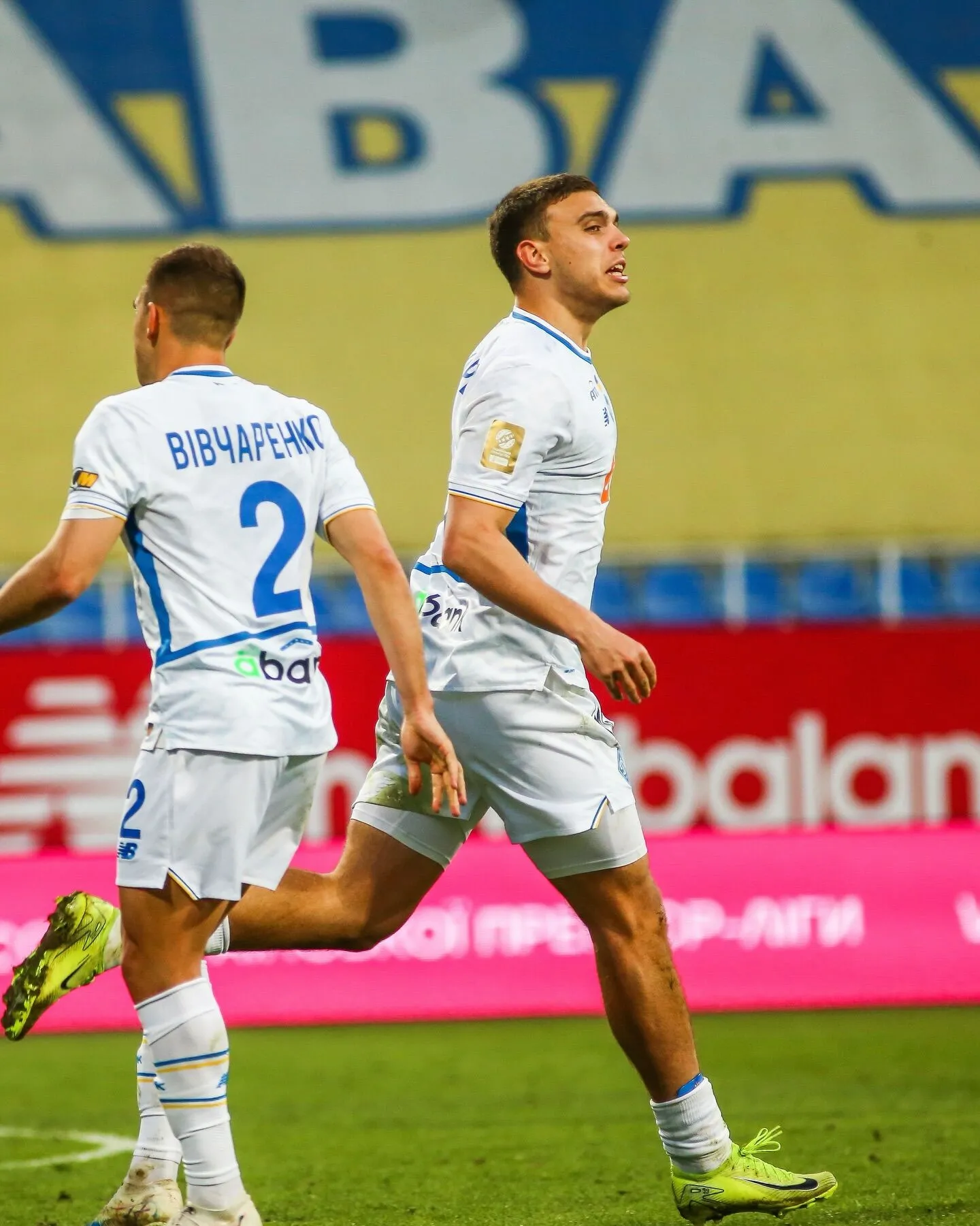 "Не знаю, як далі продовжувати": голеадор "Динамо" висловився про скандал у матчі з "Карпатами"