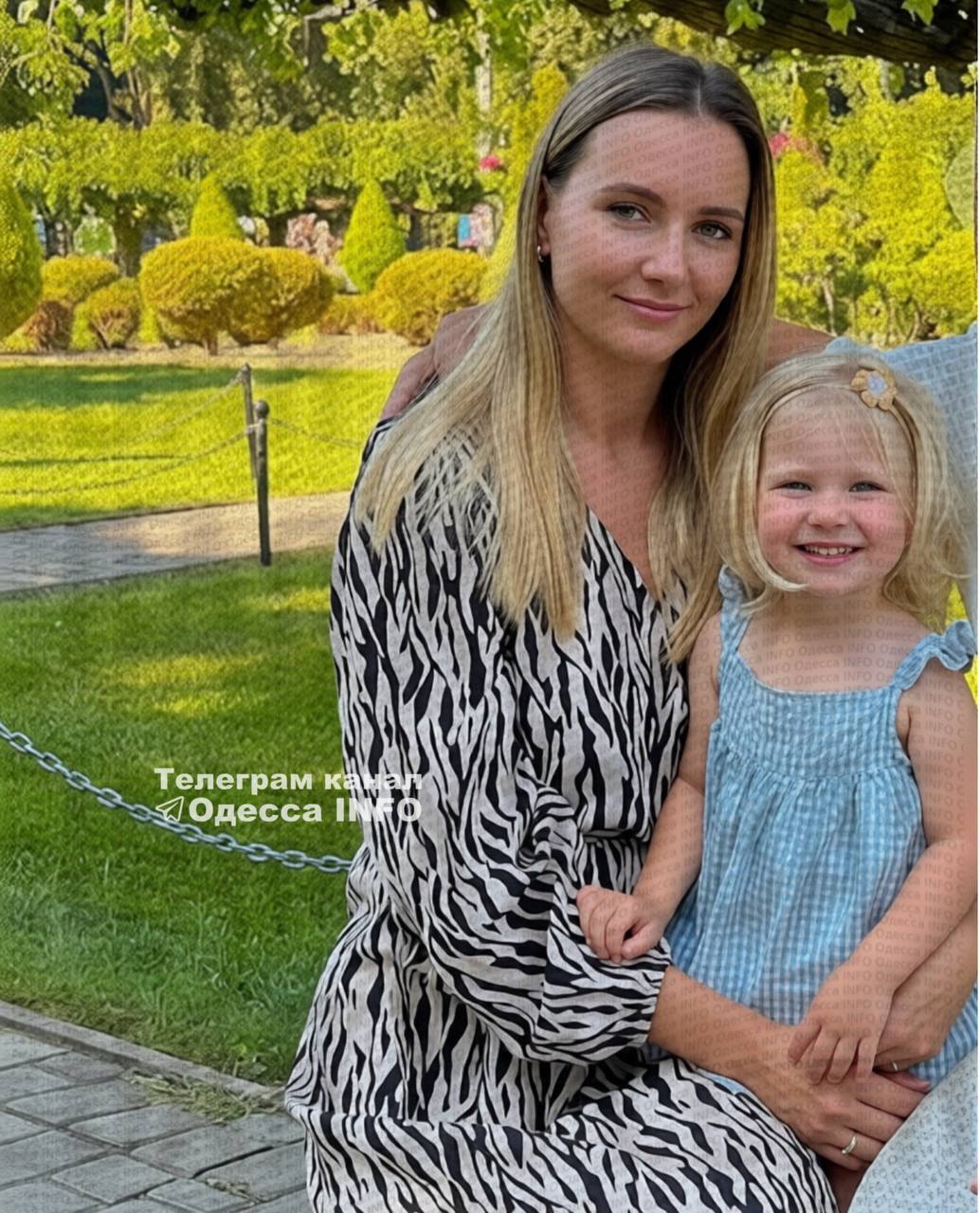 Их убила Россия: появилось фото женщины и ребенка, погибших в Одессе в результате российской атаки