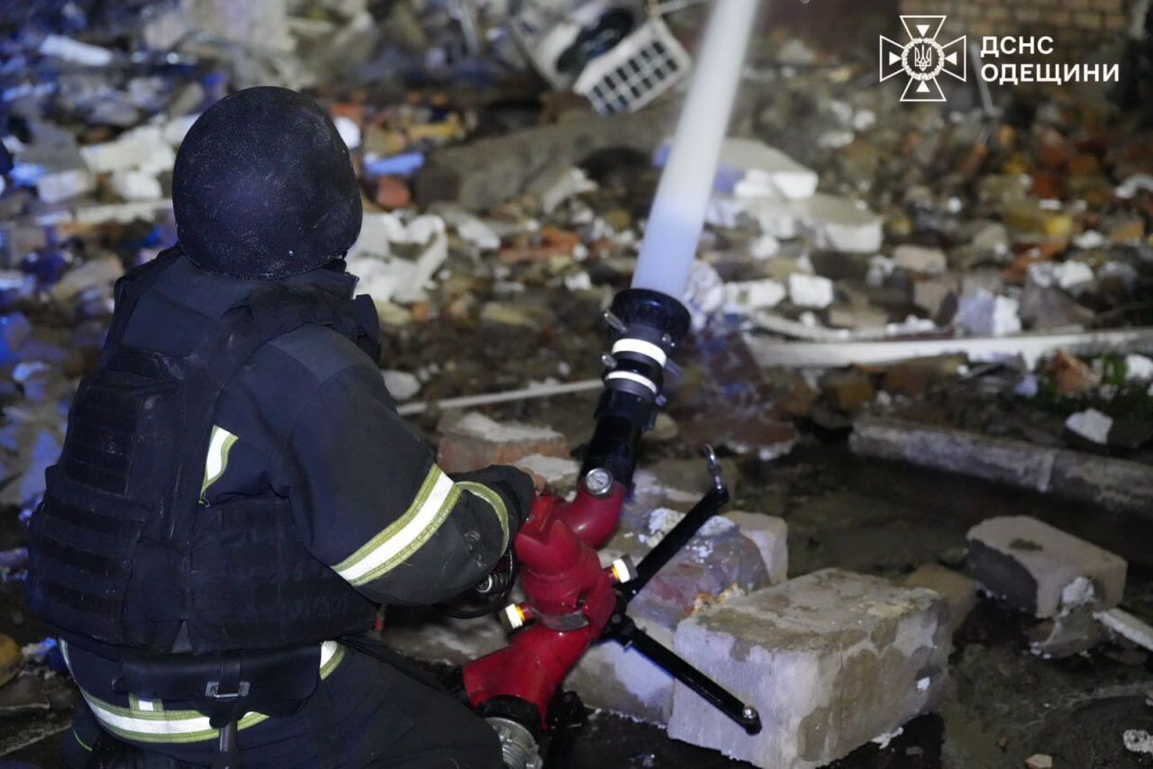 Найменшому пораненому немає навіть року: Зеленський відреагував на удар РФ по Одесі і звернувся до партнерів. Фото і відео