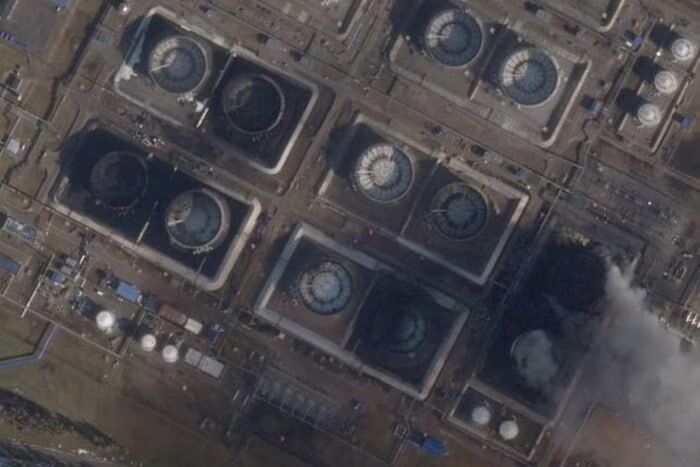 Нафтовий термінал в Приморську 1 квітня